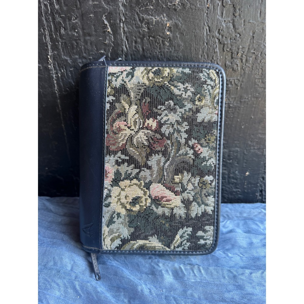 Vintage Apego Millennium Collection Floral Tapestry Zippered 6 Ring Organizer - Picture 1 of 5
